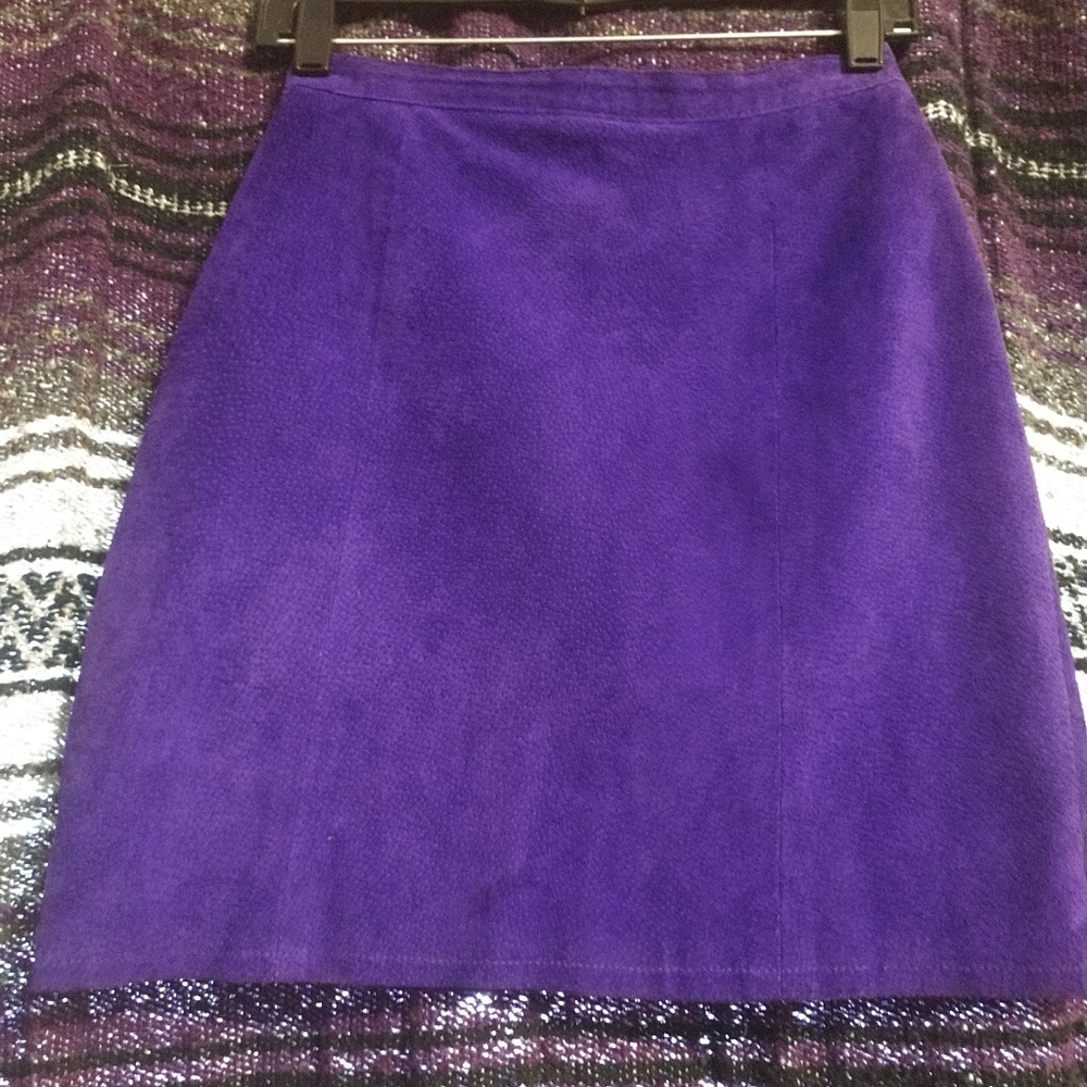 Vintage purple 100% suede leather mini skirt